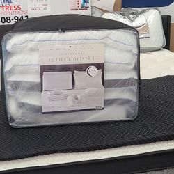 12 Piece Queen Bed Gift Set!!