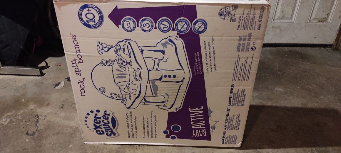 NEW Evenflo Saucer Zoo Friends Bouncing Activity 360 Seat Spin
