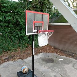 Spalding Basketball Ball Hoop