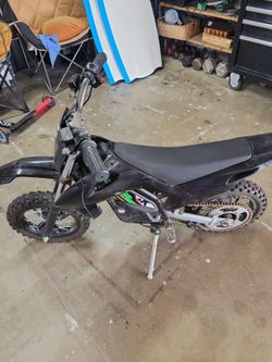 Small electric dirtbike