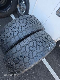 Only 2 Used Tires Lt285 60r20 Toyo AT111 Open Country LR E, 10 PLY   DOT 2025 $220.00