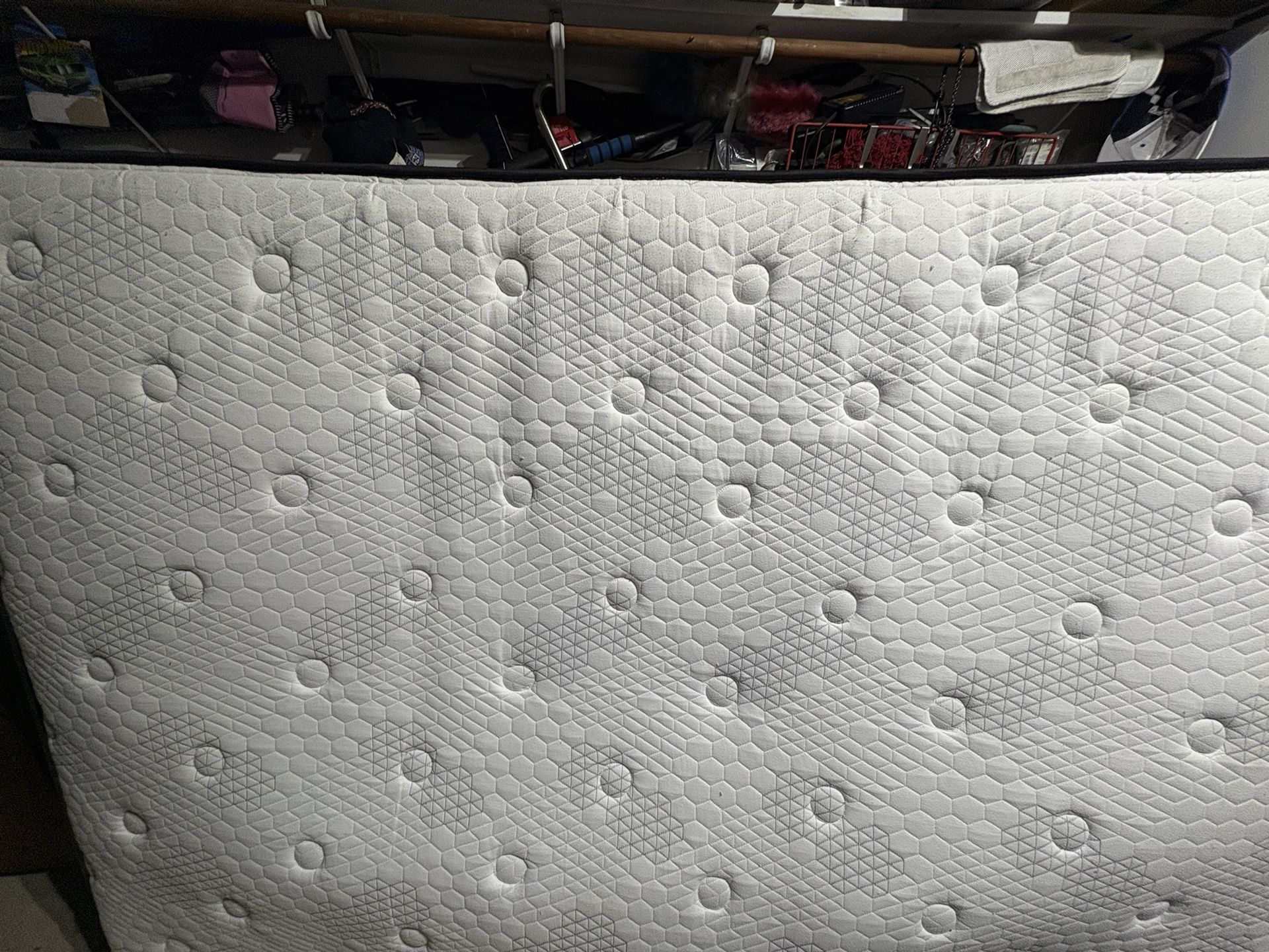 Pillow Top Queen Mattress/Box Spring and Frame