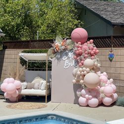 Backdrops And Balloon Garlands