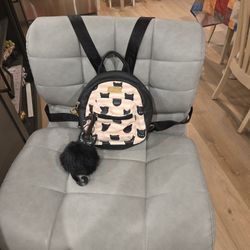 BRAND NEW WITHOUT TAGS BETSY JOHNSON LUV BETSY KITTY BACKPACK PURSE SEE DESCRIPTION 