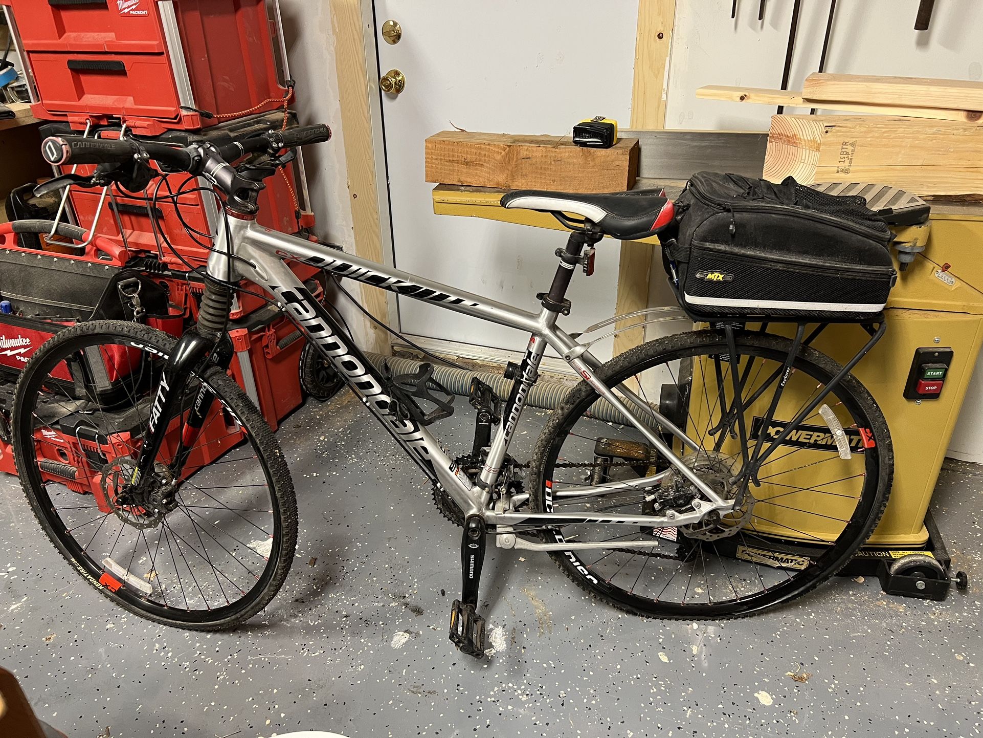 Cannondale CX Quick Fatty Bicycle Mountain / road Bike Hybrid