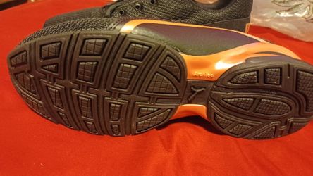Puma New, 8.5 Womens.