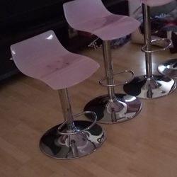 Offex Pink Acrylic Chrome Base Barstool. Qty 9 Indivual Price 