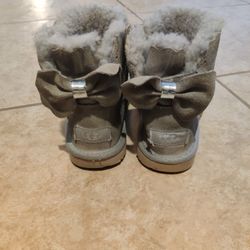 Girl's UGG Gray Boots Size 1