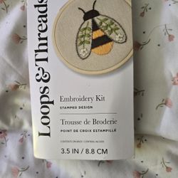 Bee Needle Stitching Set 