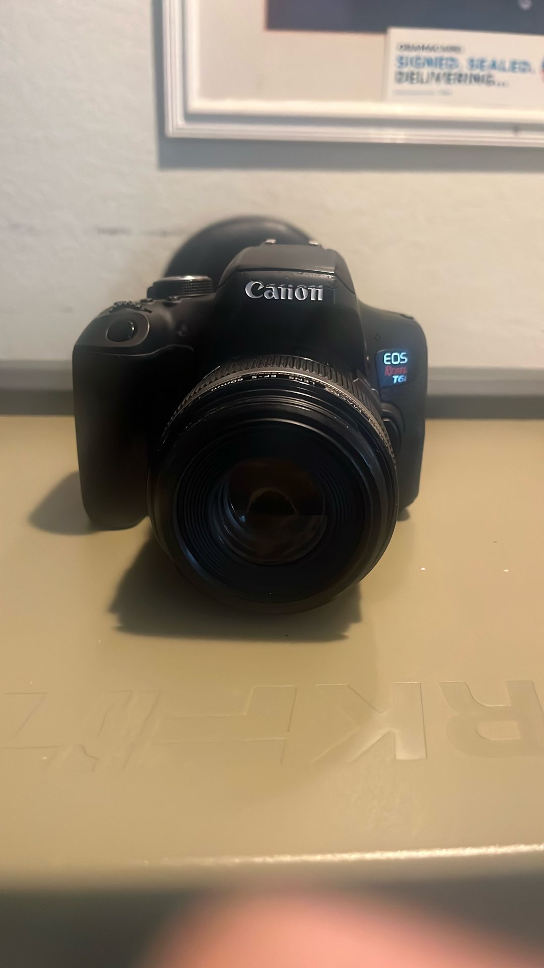 Cannon EOS Rebel T6i