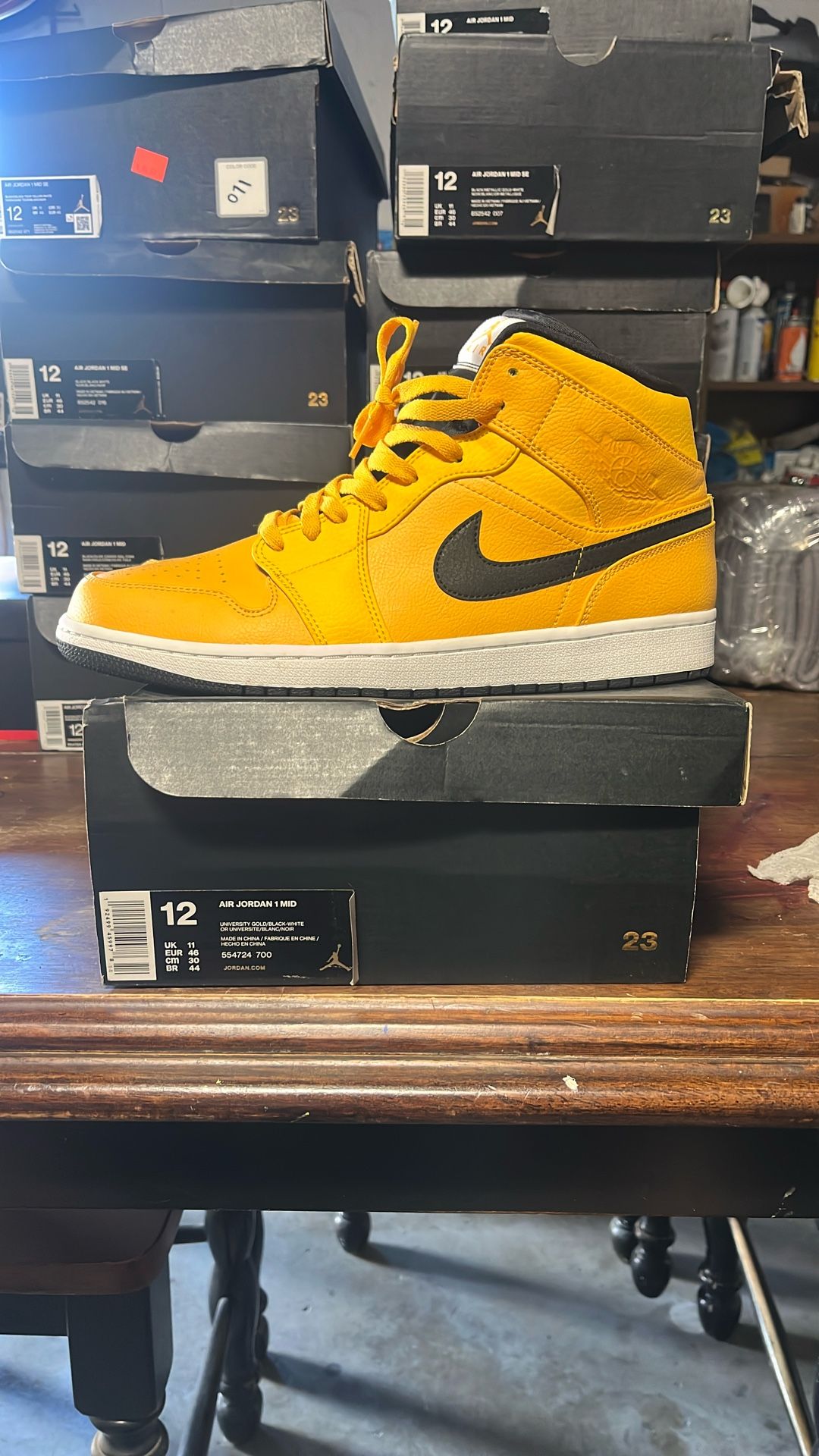Jordan 1 Mid