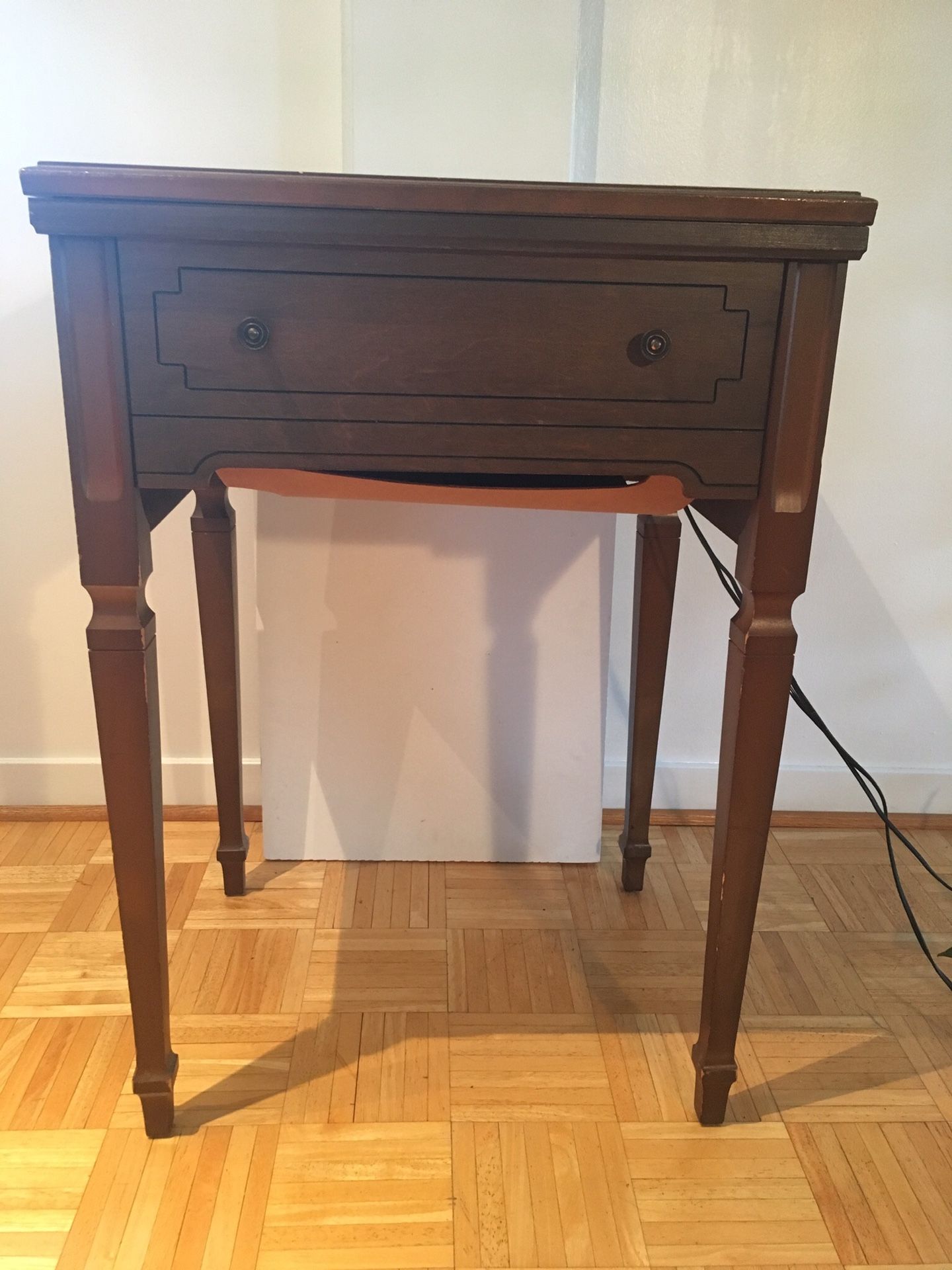 Sears Kenmore Vintage Table Sewing Machine!!! Model 2142 for Sale in Forest Park, IL OfferUp