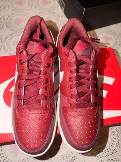 Big Nike Low Air Force 1 size 7m 8.5w