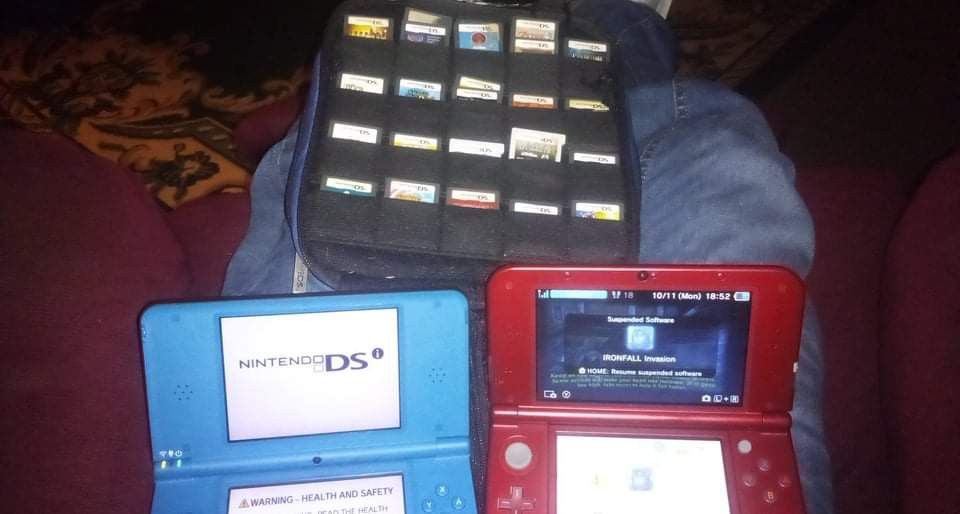 Nintendo Dsi XL. And A Nintendo 3Ds  And 28 Games