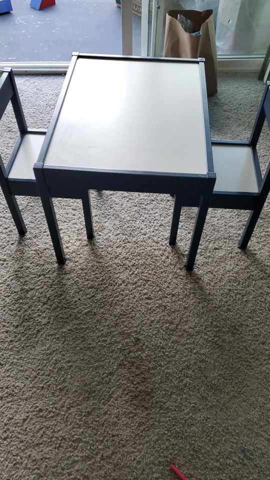 Kids Table And Chairs