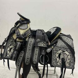 Nueva Montura Charra Bordada 