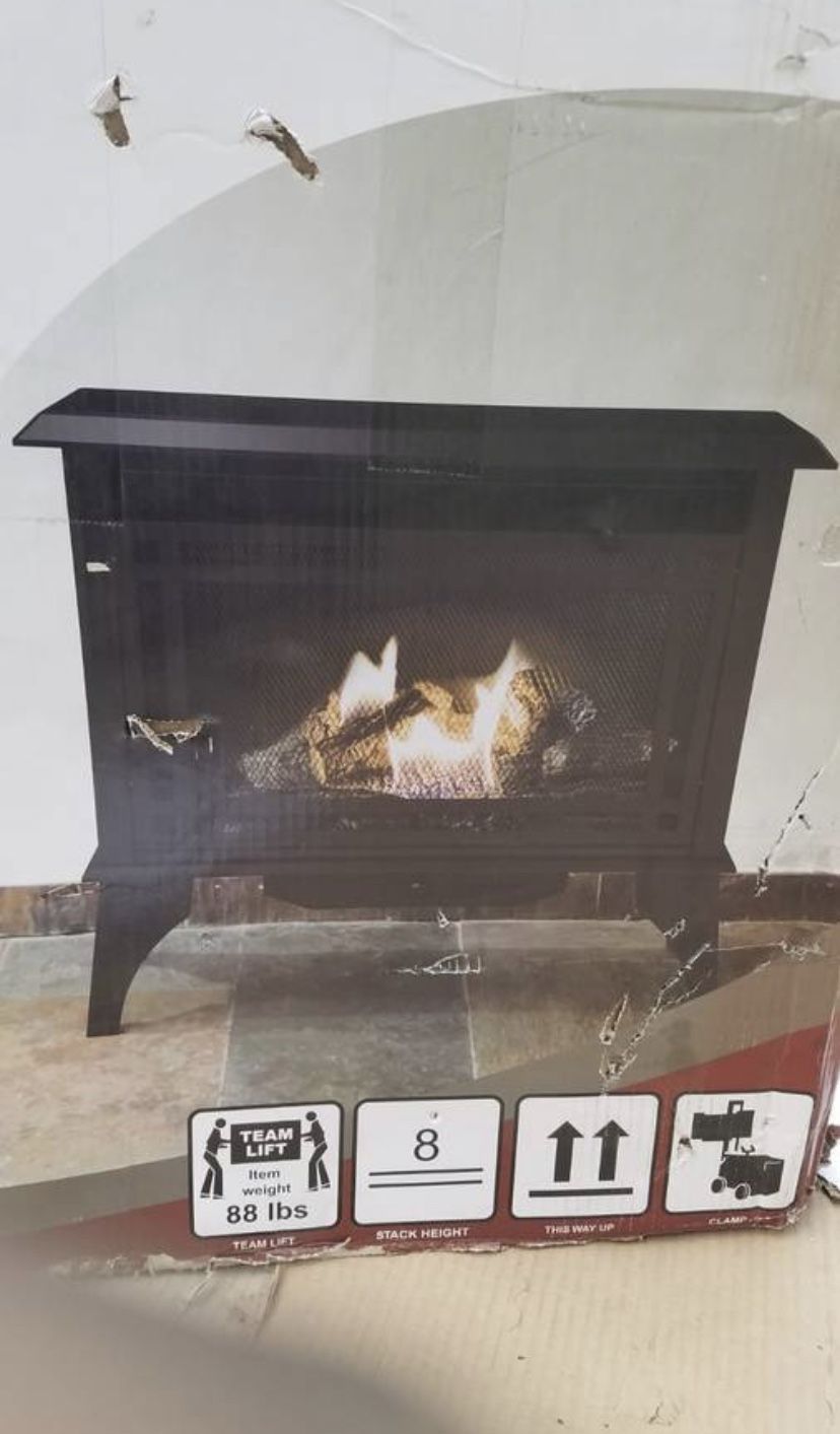 NEW Vent-Free Dual Fuel Stove — 30,000 BTU Pleasant Hearth, Model# VFS2- NT30DT for Sale in Kansas City, MO - OfferUp