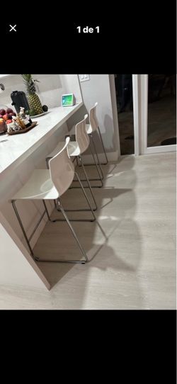 White Bar Stools with Chrome Legs – Set of 3