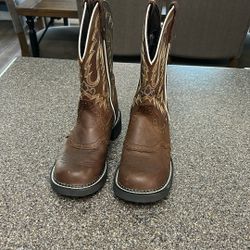 Justin western Gypsy Boot Size 6B 11” Great Condition 
