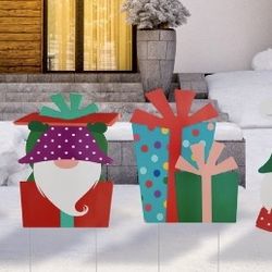 Christmas Gnome Yard Decor