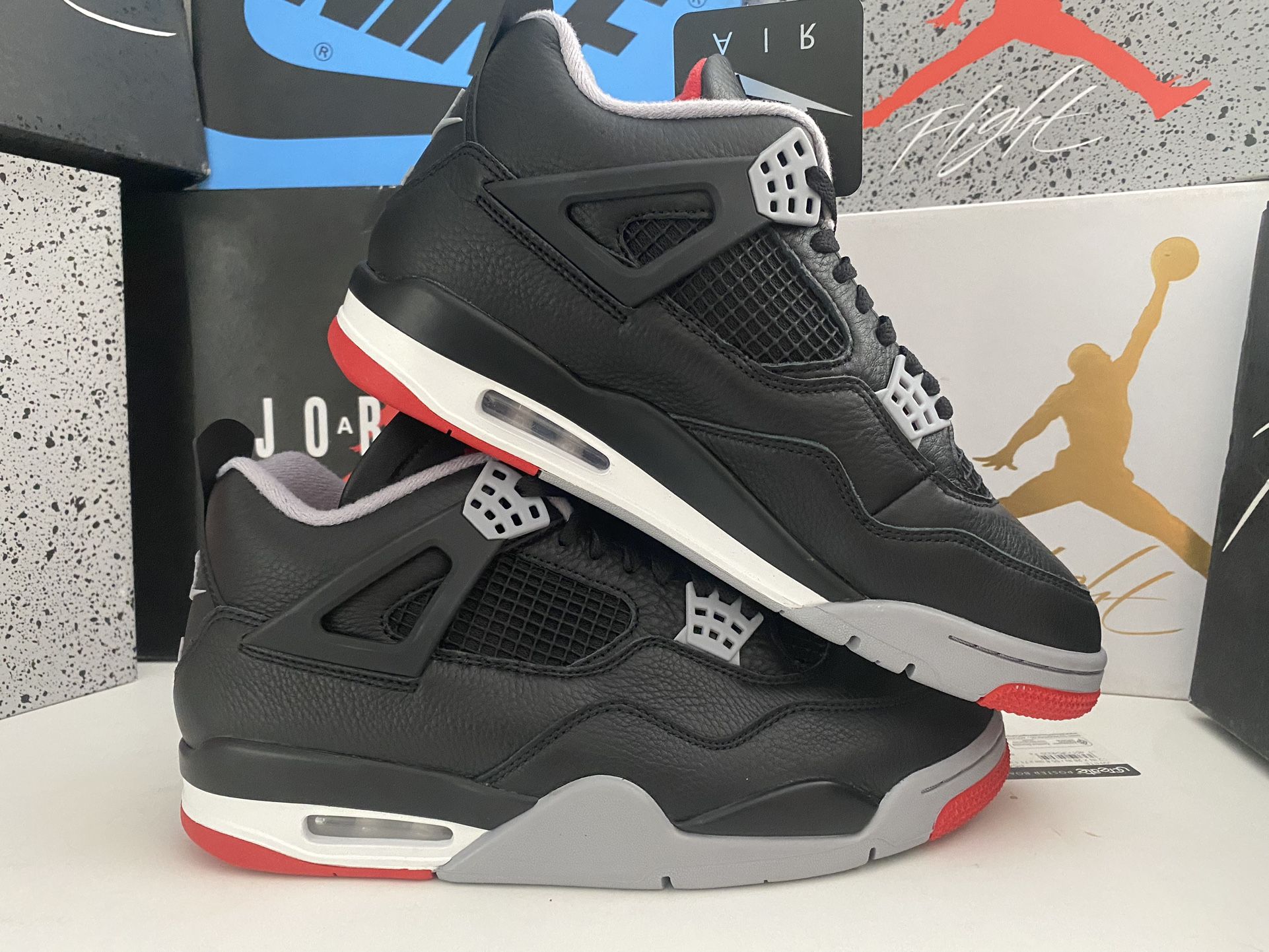 Air Jordan 4 bred reimagined size 6y ( pick up only )