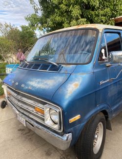 1977 Dodge Tradesman Automatic 