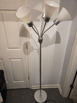 5-Head Adjustable Gooseneck Floor Lamp