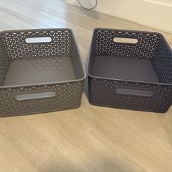 Storage Containers 