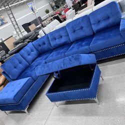 Beautiful Blue Velvet Sectional With Storage Ottoman ‼️ Only  $699‼️