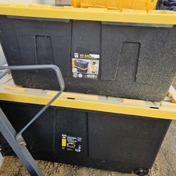 Free Totes