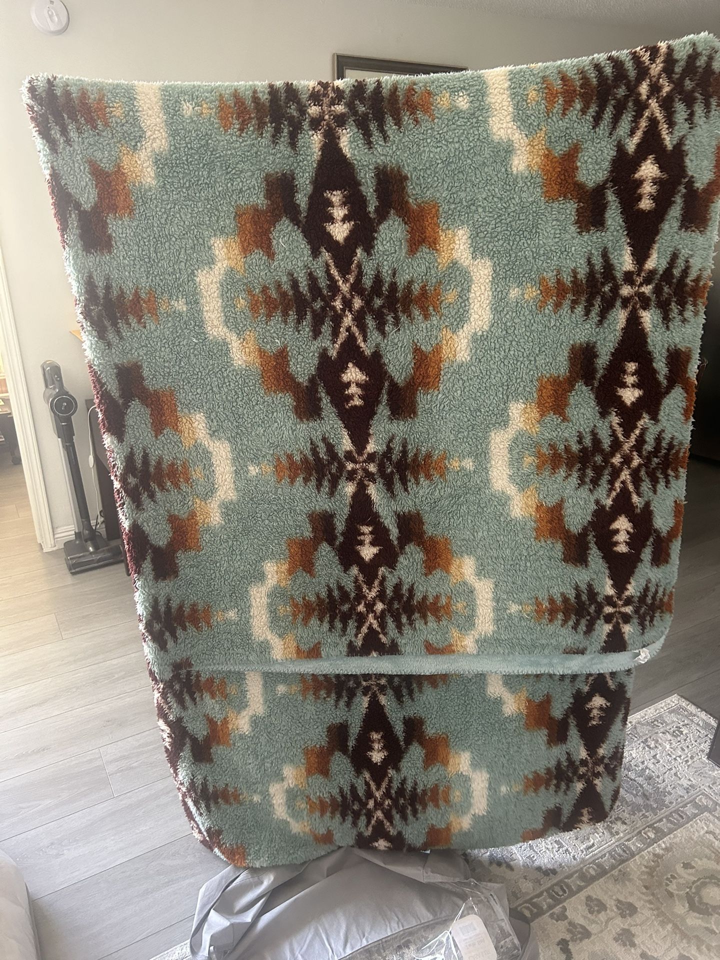 King Sized Fleece Blanket