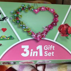 LEGO Hearts & Flowers 3-in-1 Gift Set 66817 Valentine’s Day Building Toy
