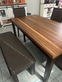 Wood Top Dining Table with Dark Legs