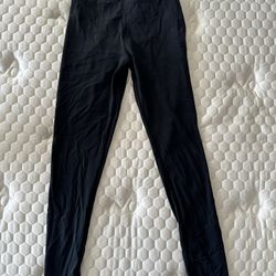 Sculpting High-Waisted Leggings - Black