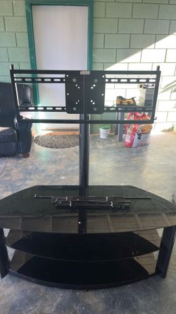 TV entertainment stand with tv mount