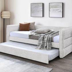 Brand New Day Bed With Pull-out Extra Bed