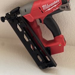 Milwaukee 16 gauge nail gun