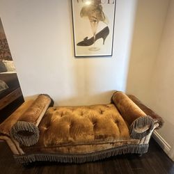 Velvet Tufted Chaise / Bench (Gold) – Vintage Style