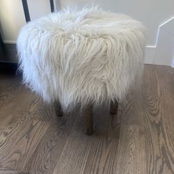 Cream Footstool / Ottoman - Round