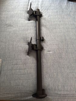 Dual Monitor Mount (vertical, used)