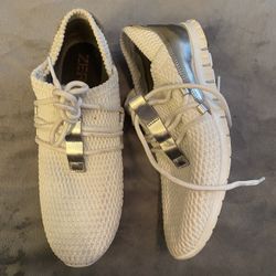 Girls White And Silver Sneaker Shoes Size 2 Youths By Cole Haan Grand Os Zero Grand 