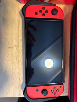 Nintendo switch Oled Mario red edition