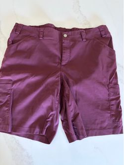 Duluth Trading Co. Women’s Dry on the Fly 10” Shorts, size 18