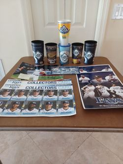 TAMPA BAY RAYS MLB BASEBALL ⚾️ COLLECTABLES LOT FOR $15 PICK UP OR SHIPPING AVAILABLE AT COST
