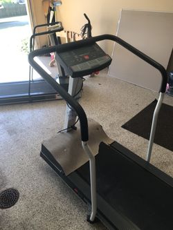 Treadmill Precor 9.25 for Sale in Evansville IN OfferUp
