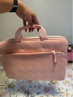 New pink laptop bag