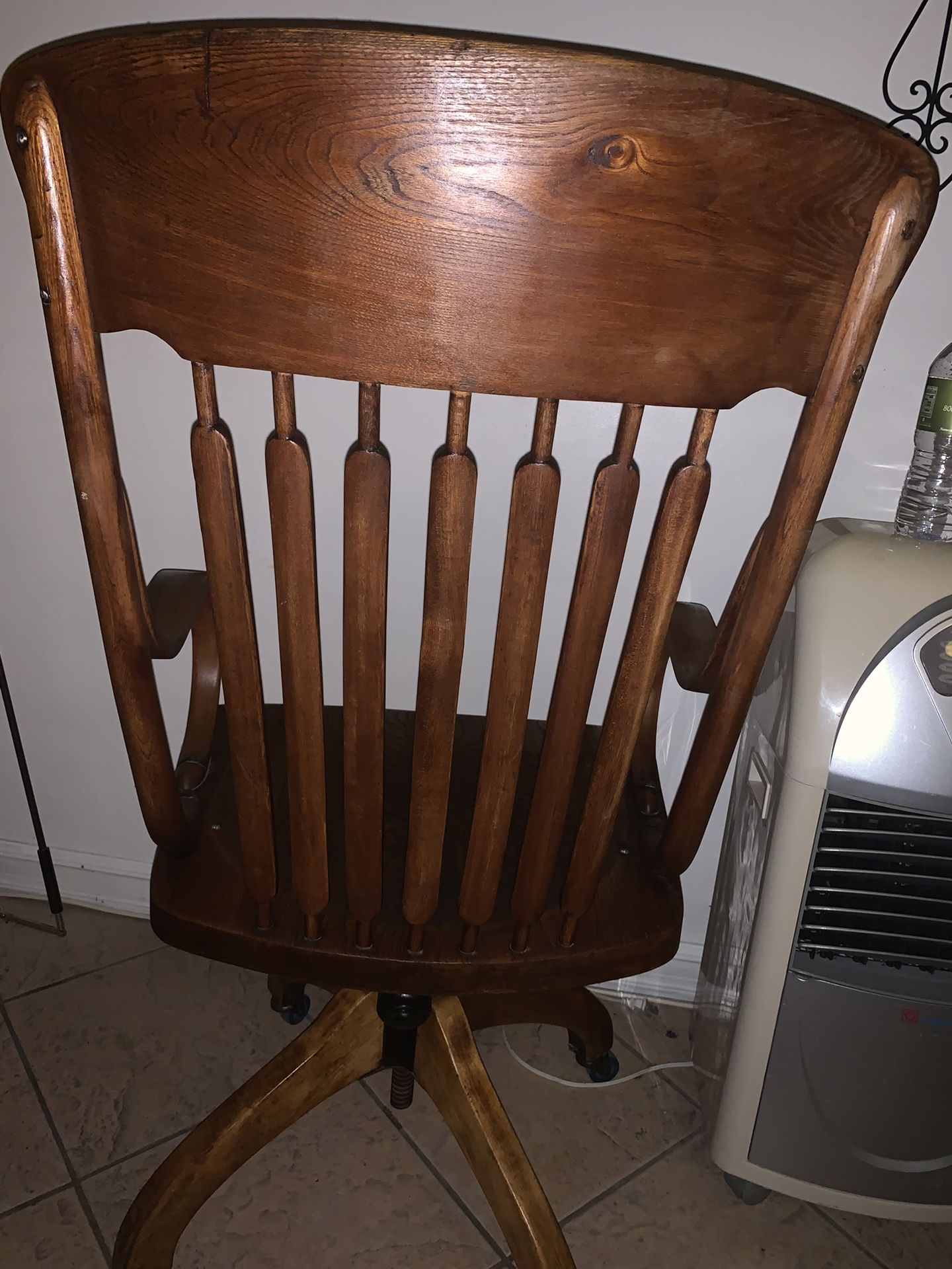 J.S Ford Johnson & Co Chicago antique collector chair for Sale in