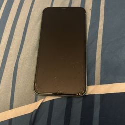 iPhone 11 Cracked Screen 