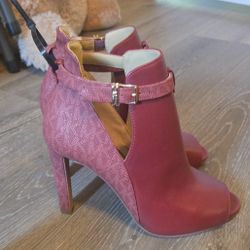 Michael Kors Booty Heels Size 7 Woman 