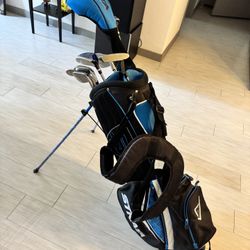  Callaway  Left hand Strata Clubs